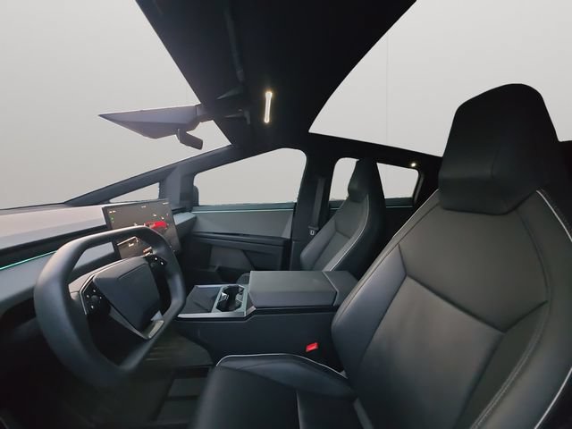 Used 2024 Tesla Cybertruck AWD Crew Cab image 9
