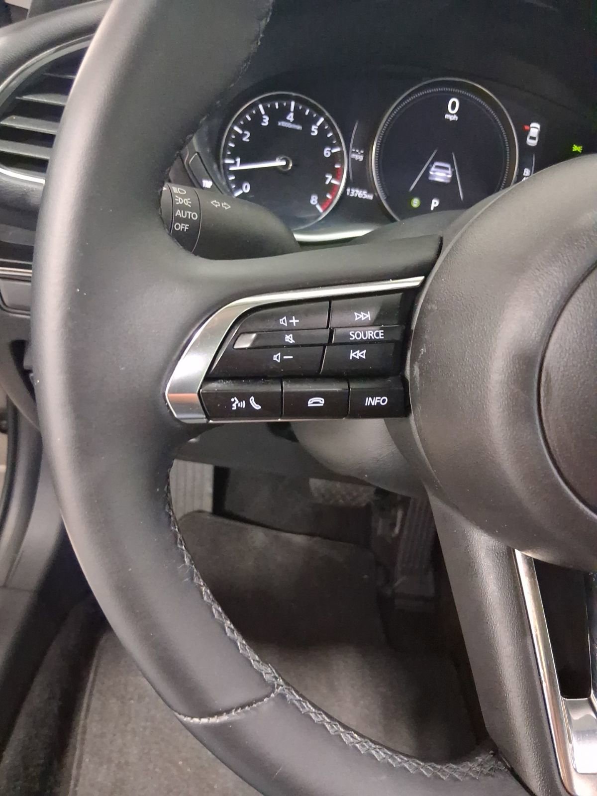 Certified 2025 MAZDA MAZDA3 s image 22