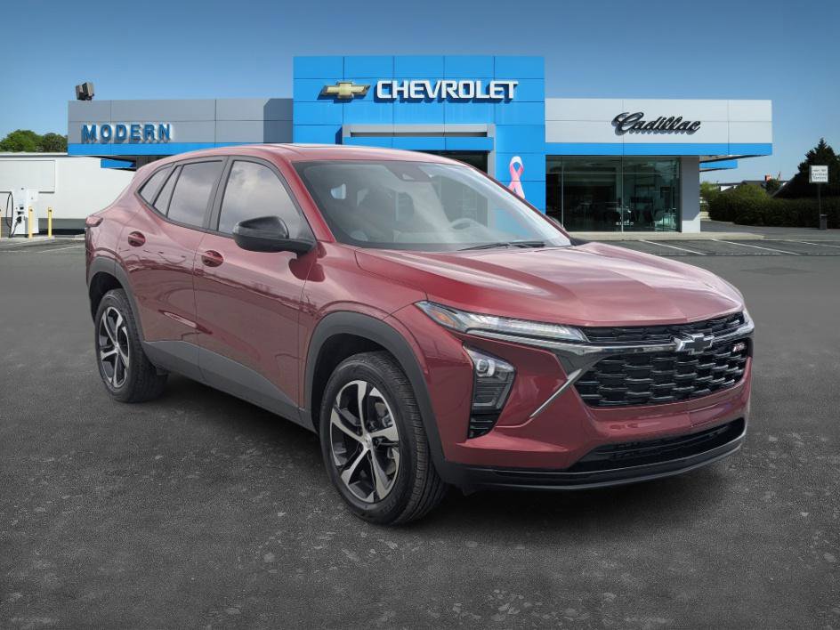 Certified 2025 Chevrolet Trax RS w/ Sunroof Package image 3