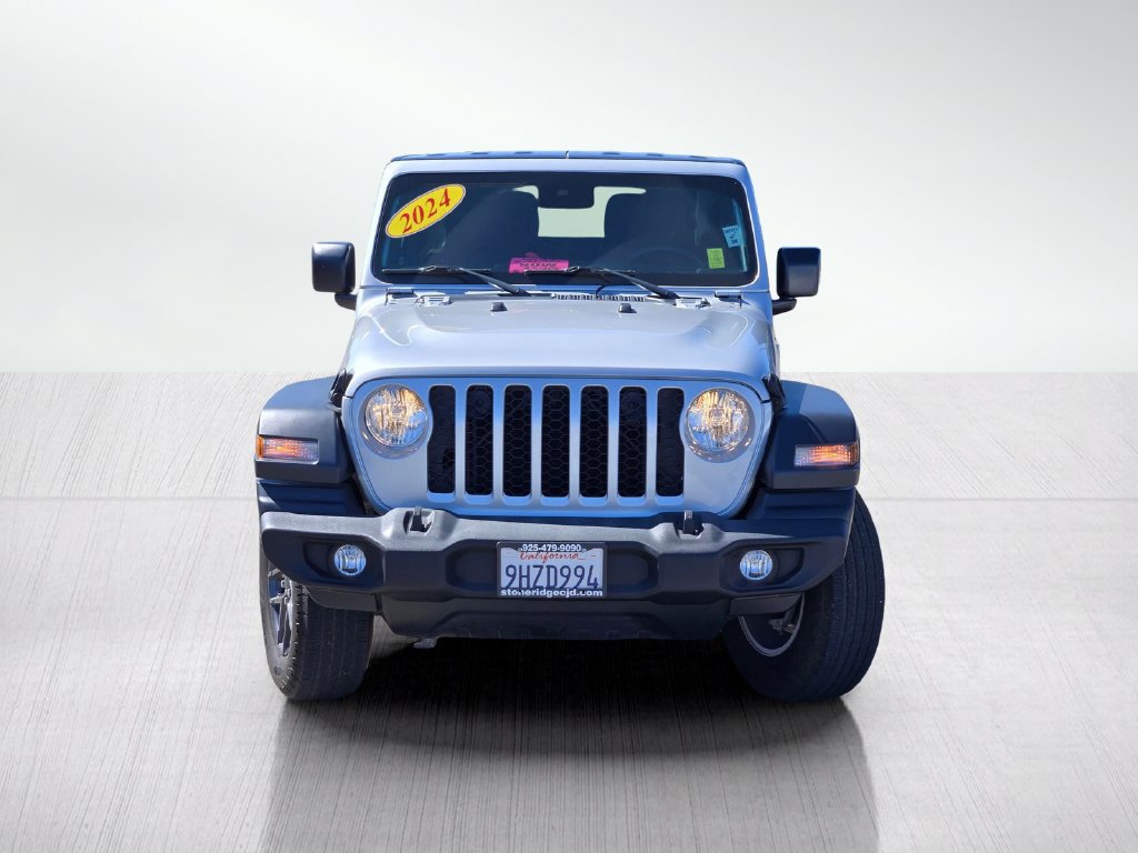 Used 2024 Jeep Wrangler Sport AWD/4WD image 2