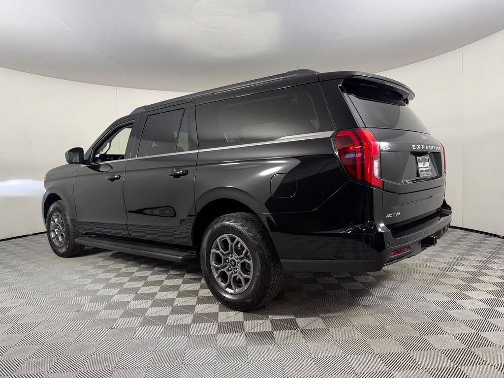 Used 2025 Ford Expedition Max Active RWD image 10