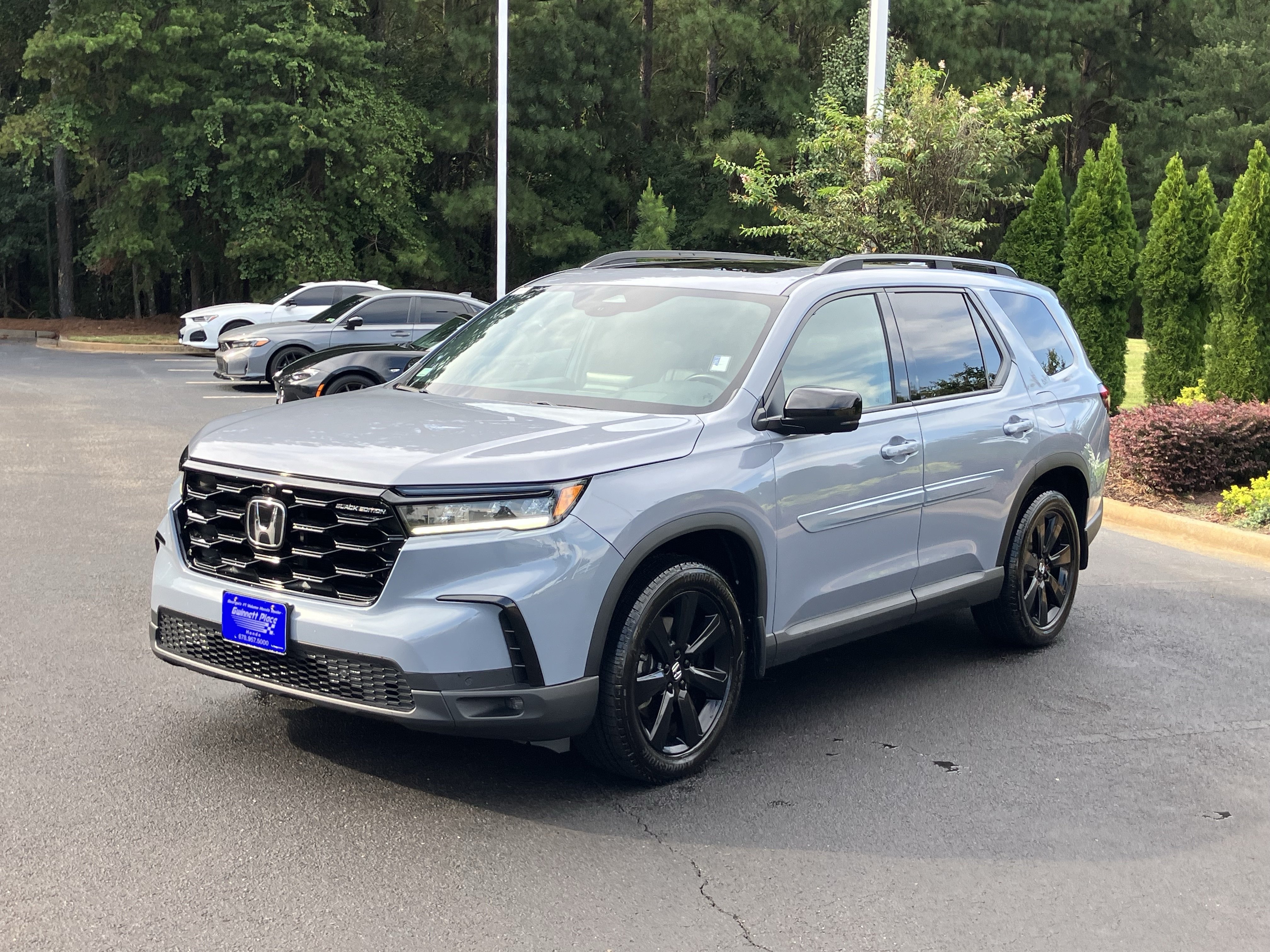 Certified 2025 Honda Pilot Black Edition image 6
