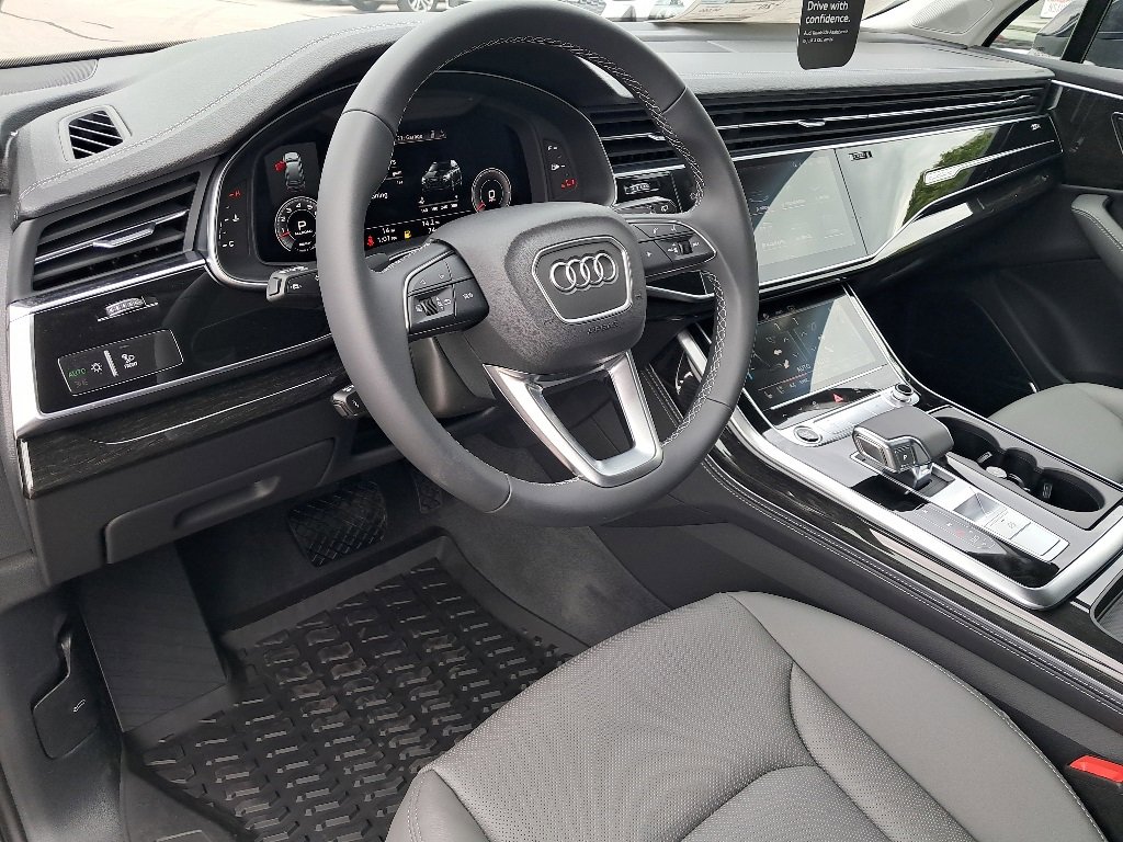 New 2025 Audi Q7 3.0T Premium Plus image 13