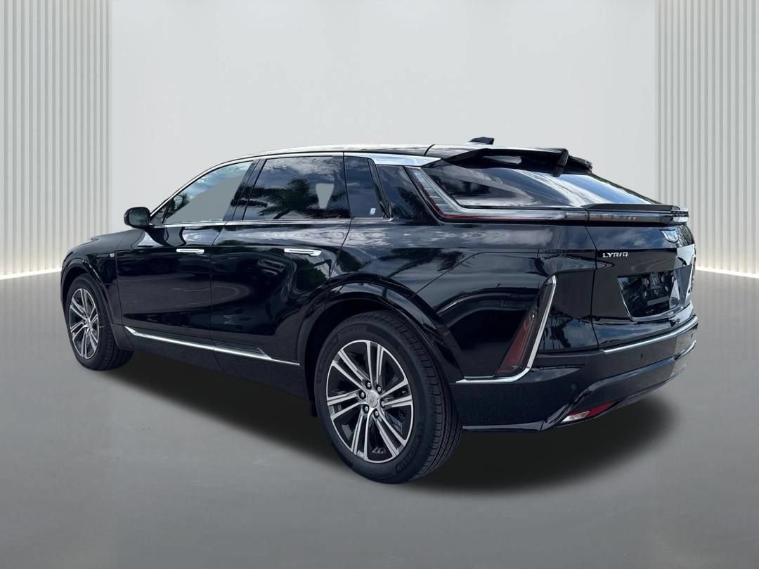 New 2026 Cadillac Lyriq Premium Luxury RWD image 7