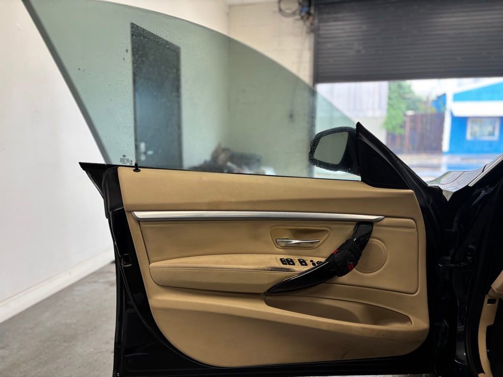 Used 2015 BMW 328i Gran Turismo xDrive image 12