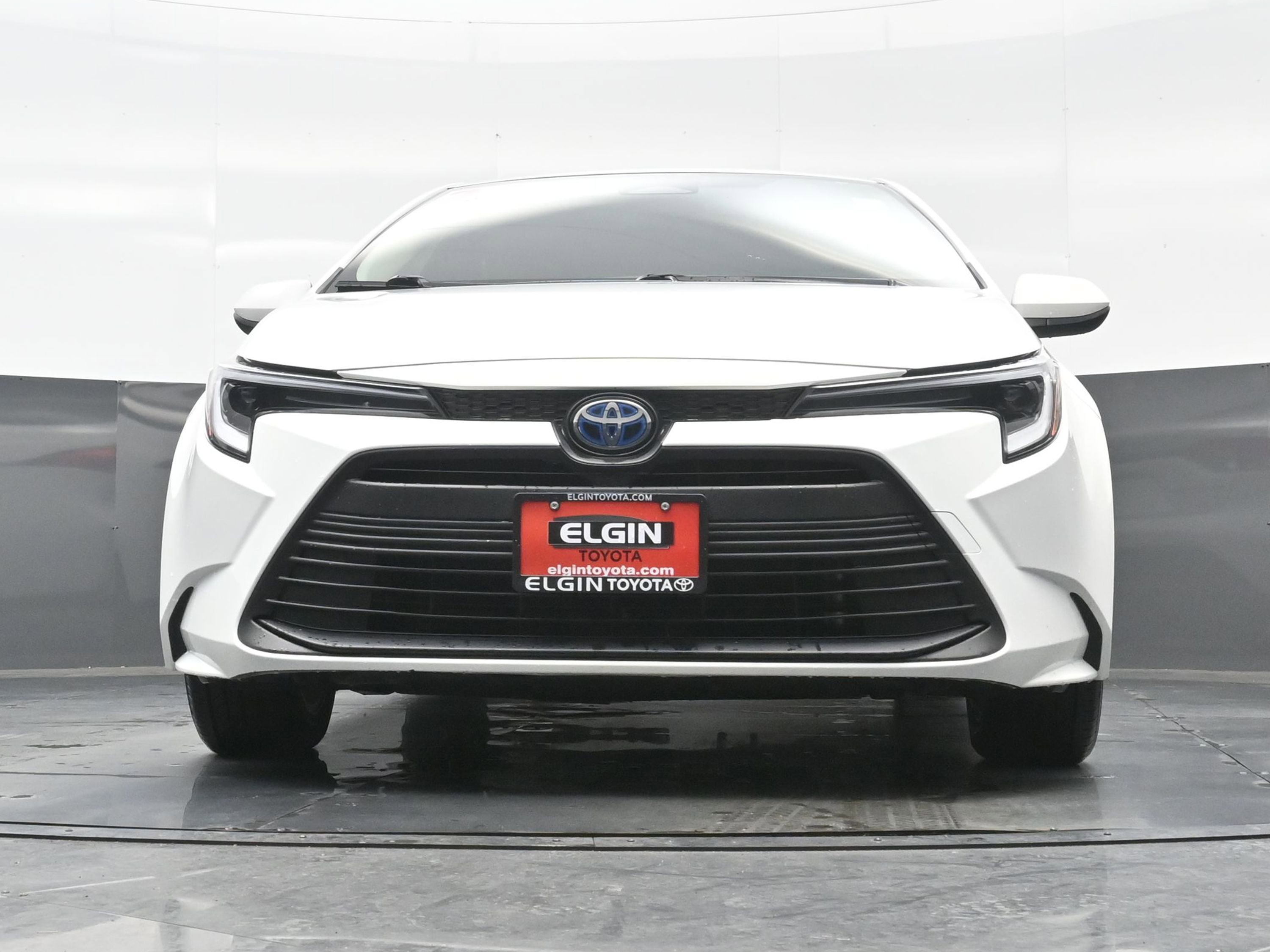 Used 2023 Toyota Corolla LE w/ LE Convenience Package image 10