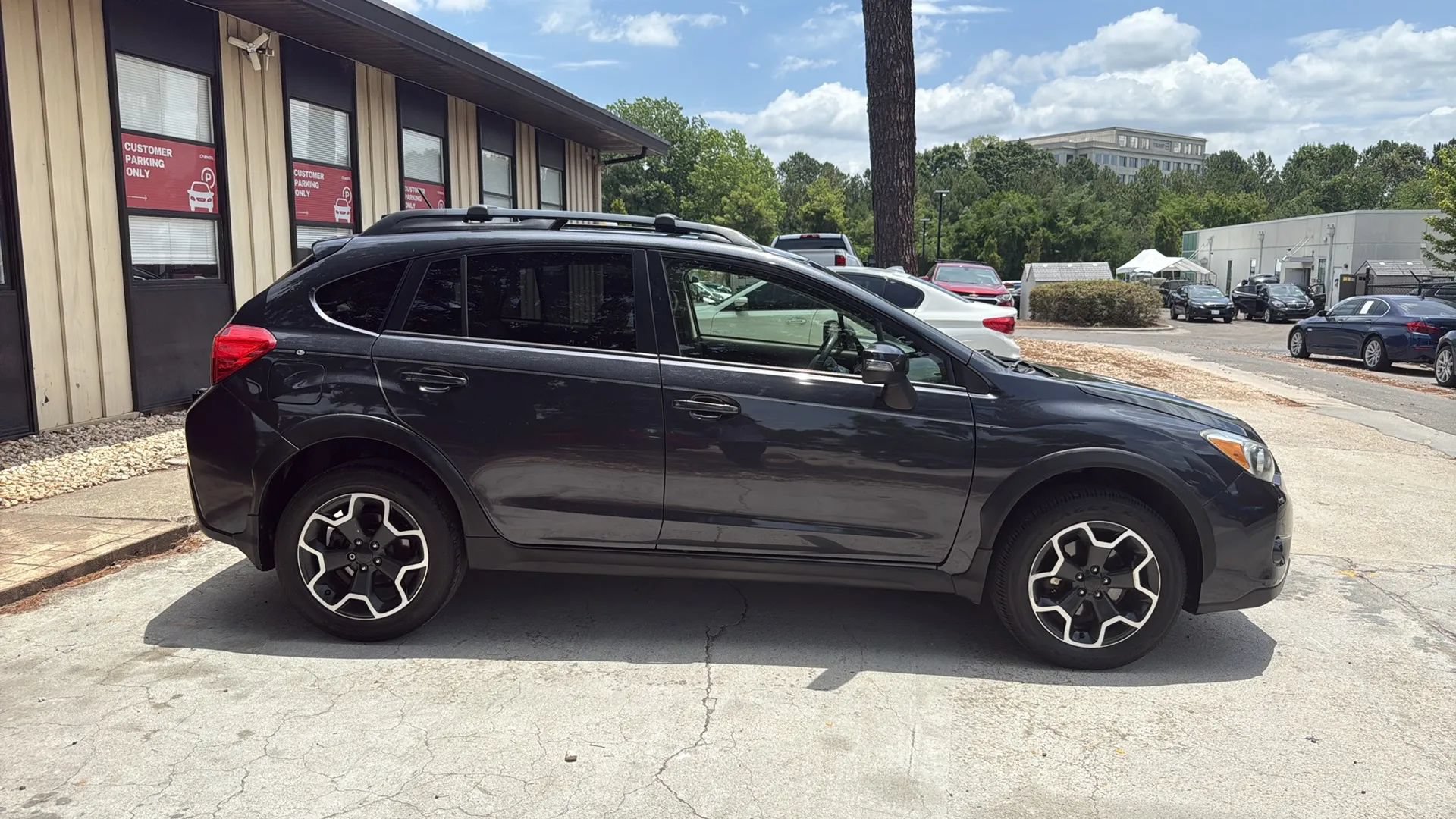Used 2015 Subaru Crosstrek 2.0i Limited AWD/4WD image 4