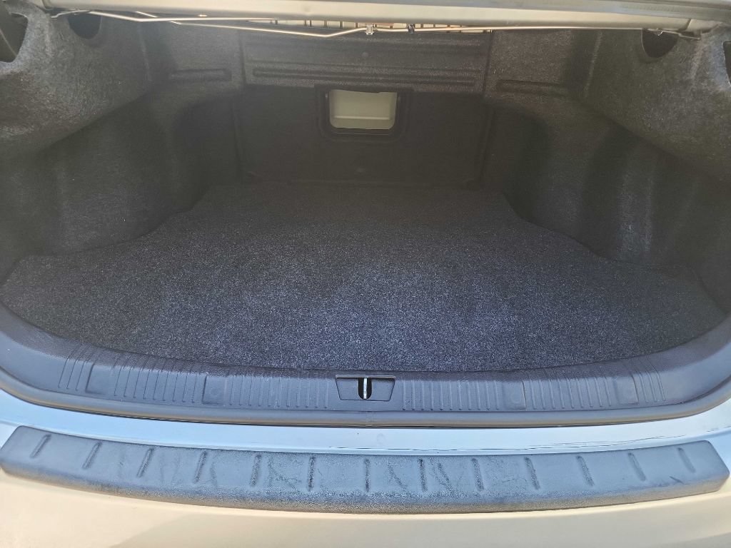 Used 2017 Toyota Avalon XLE FWD image 39