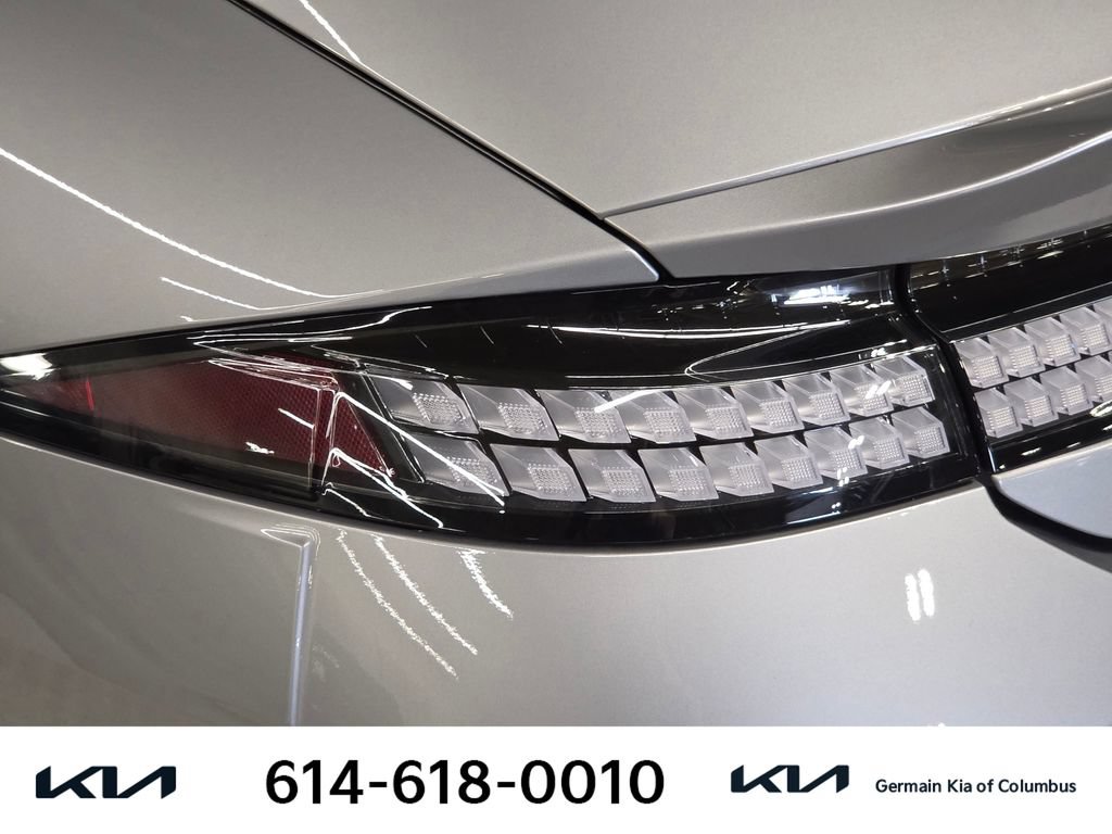 Used 2023 Hyundai Ioniq 6 SEL AWD/4WD image 15