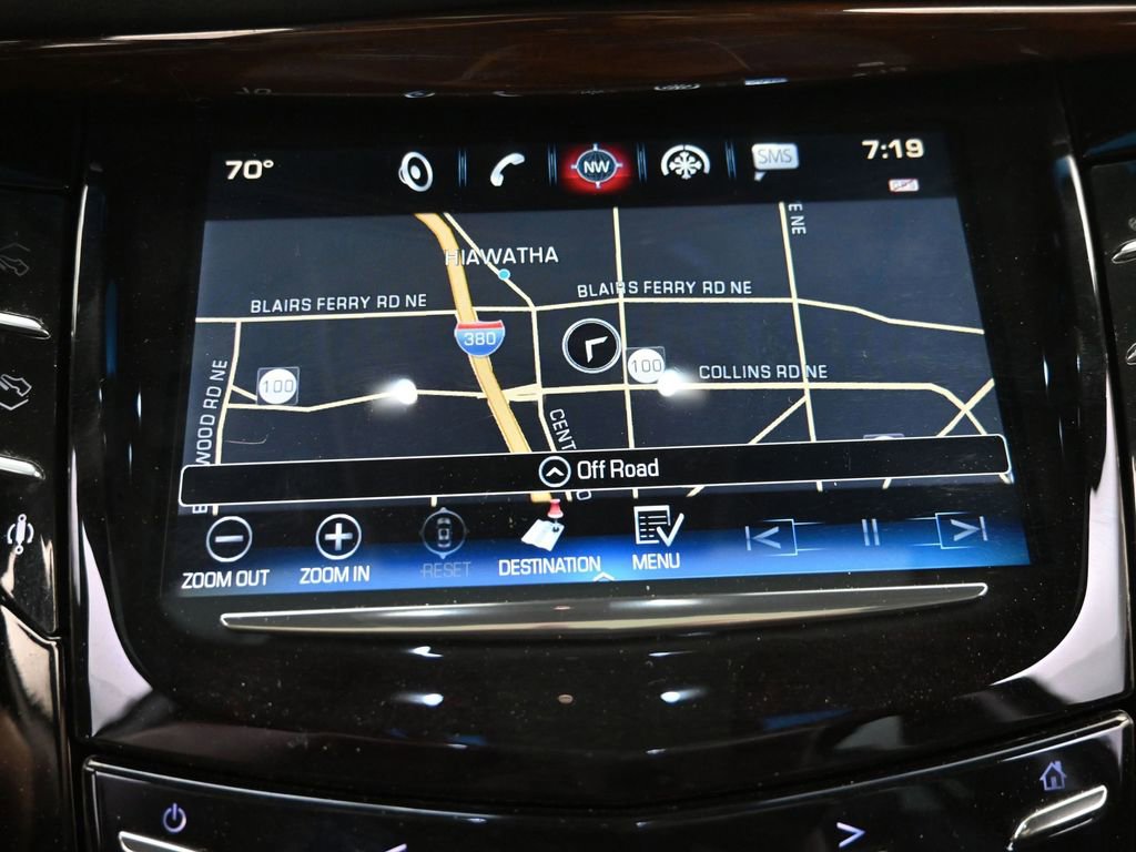 Used 2016 Cadillac Escalade Luxury image 26