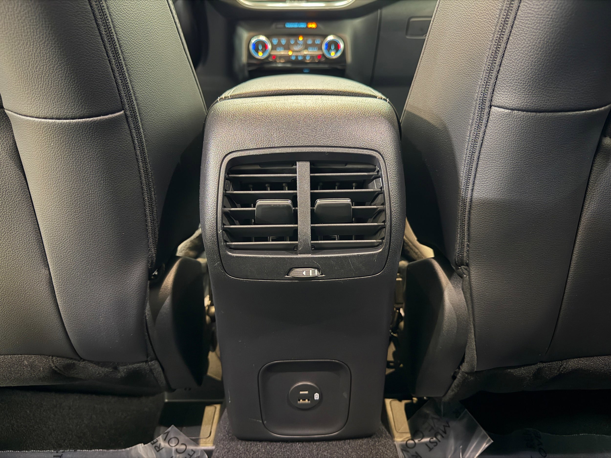 Certified 2022 Ford Escape Titanium AWD/4WD image 12