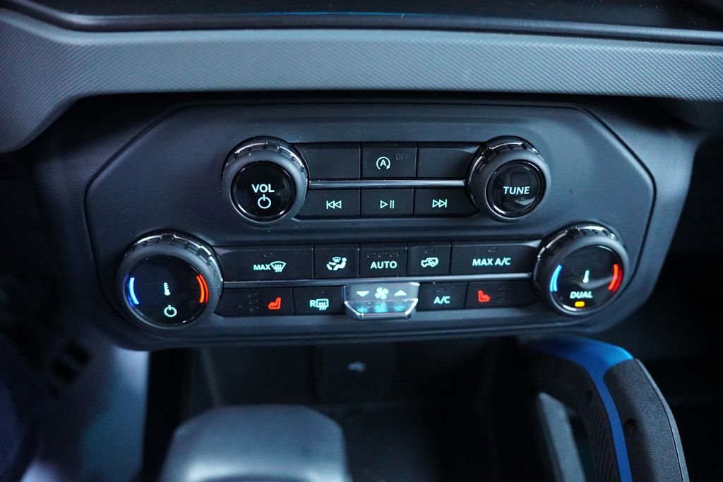 Used 2022 Ford Bronco Black Diamond AWD/4WD image 24