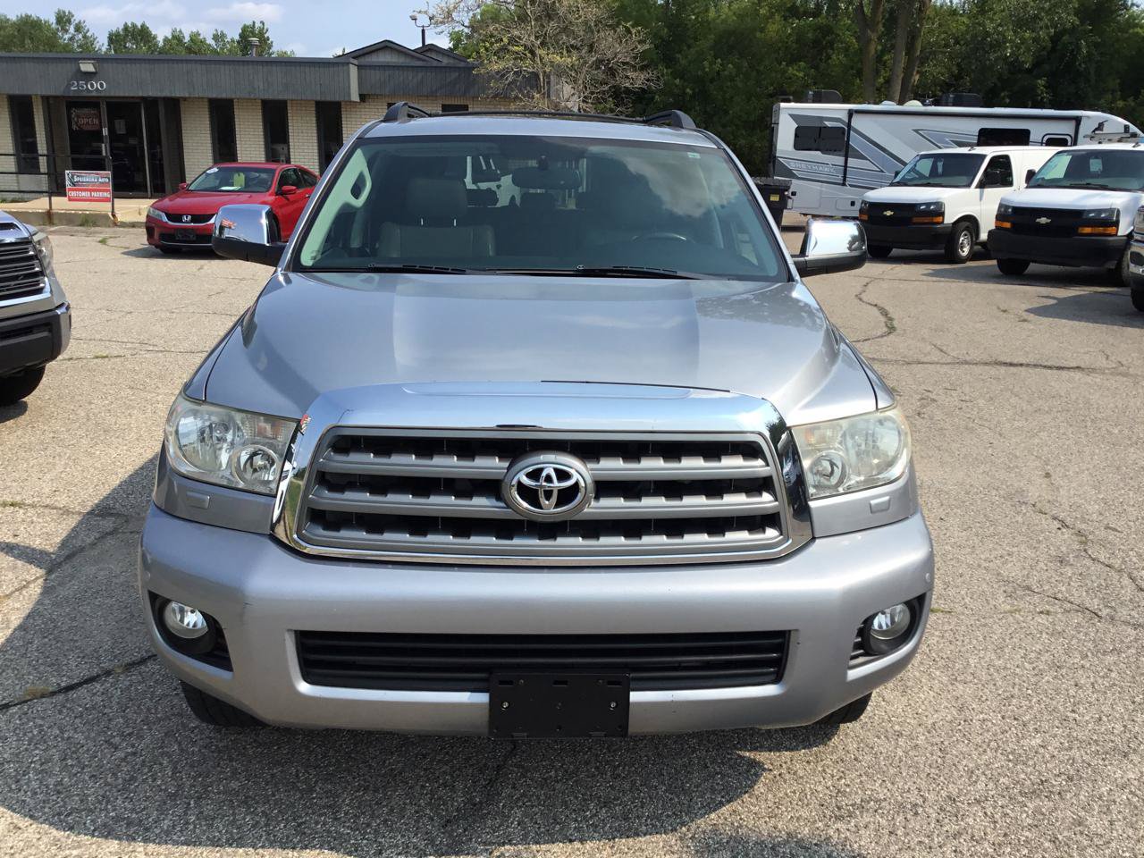 Used 2016 Toyota Sequoia Limited AWD/4WD image 2