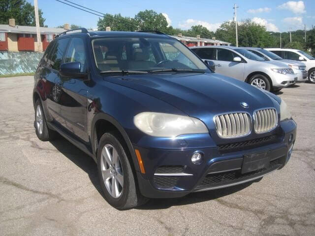 Used 2011 BMW X5 xDrive35d image 4