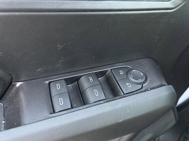 Used 2025 GMC Canyon Elevation w/ Convenience Package image 15