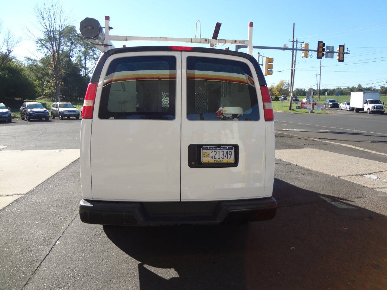 Used 2015 Chevrolet Express 2500 RWD image 4