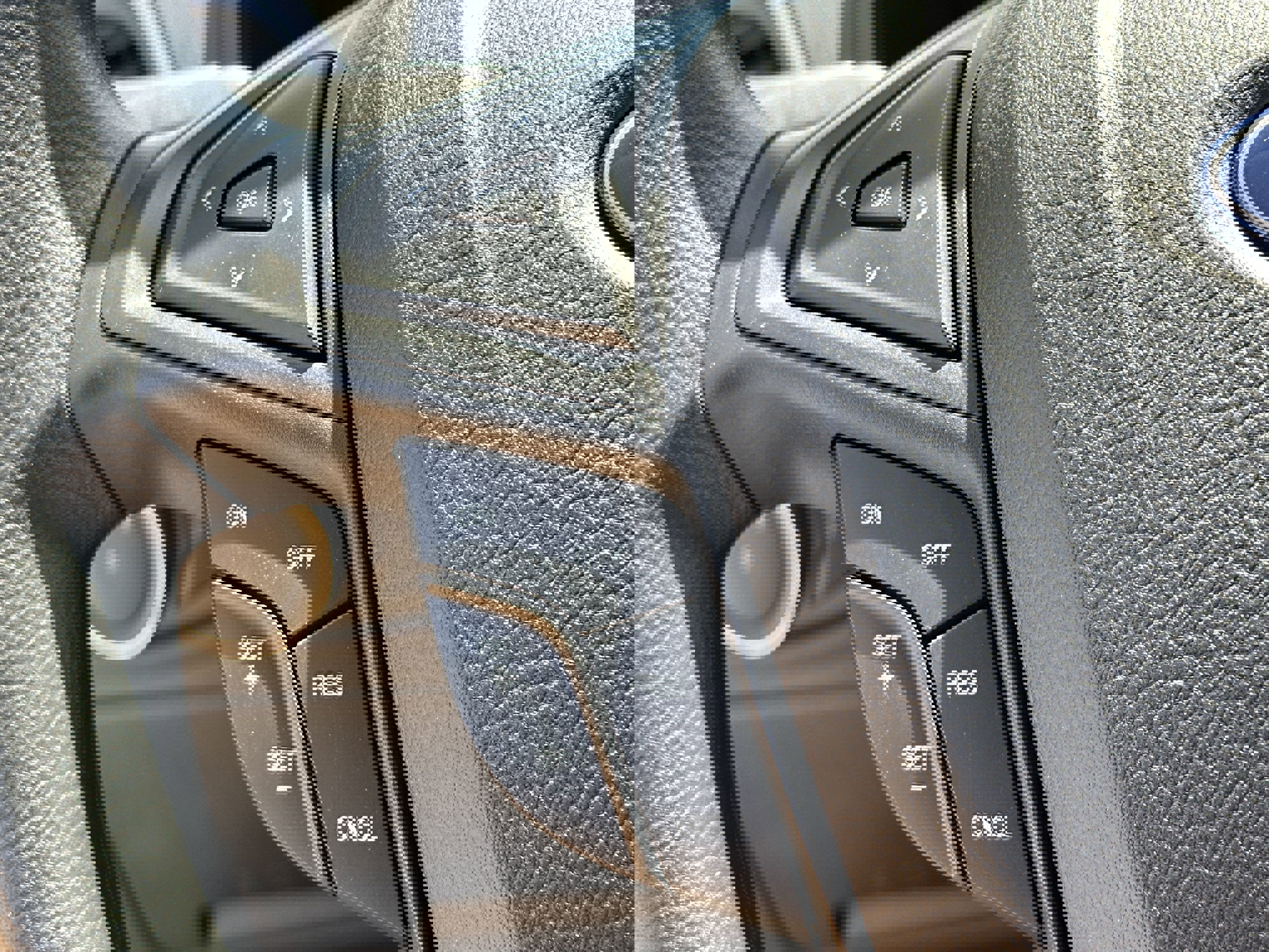 New 2024 Ford Edge SE image 17