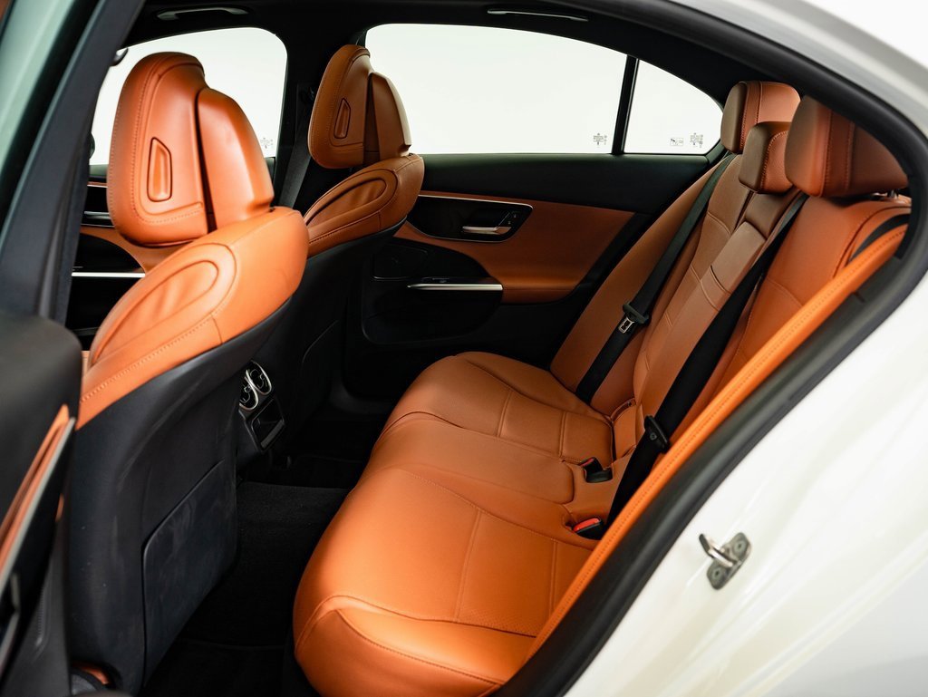 Certified 2025 Mercedes-Benz C 300 4MATIC Sedan image 34