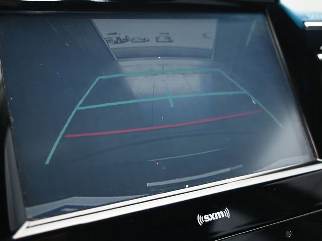 Used 2020 Toyota Camry LE image 32