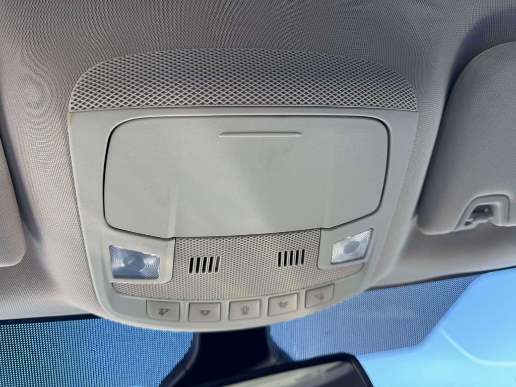 Used 2024 Ford Edge SEL image 32