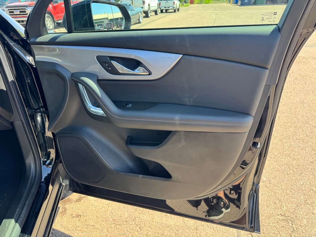 Used 2023 Chevrolet Blazer LT w/ LPO, Floor Liner Package AWD/4WD image 18