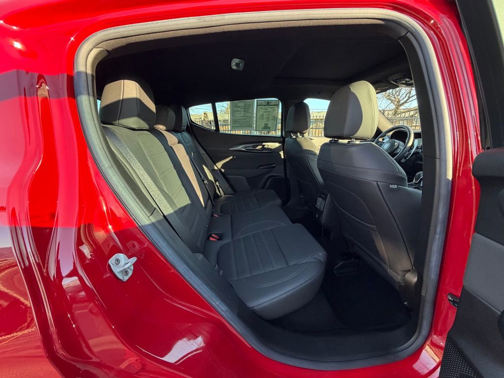 Used 2024 Alfa Romeo Tonale Veloce image 15