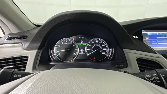 Used 2018 Acura RLX w/ Technology Package FWD image 17