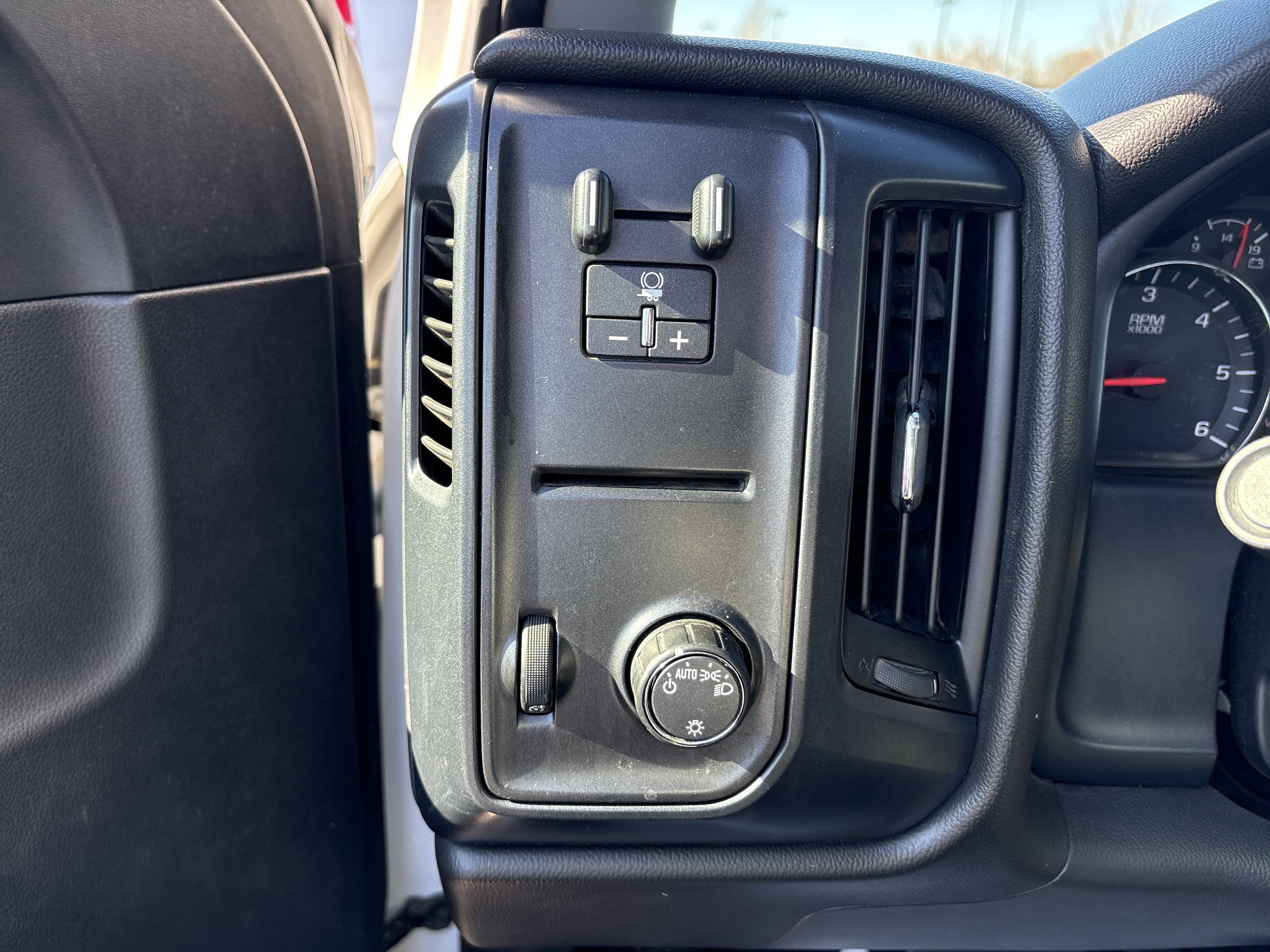 Used 2016 Chevrolet Silverado 2500 W/T w/ WT Fleet Convenience Package image 13