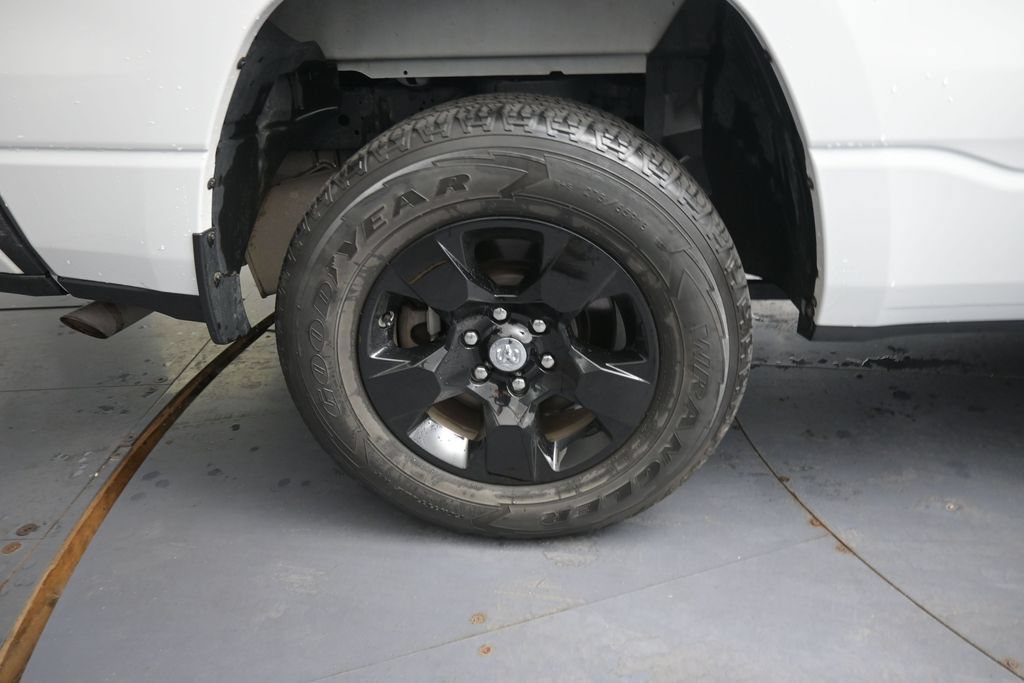 Used 2022 RAM 1500 Big Horn AWD/4WD image 17