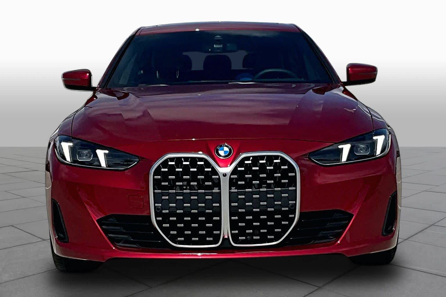 Used 2026 BMW 430i w/ Premium Package RWD image 3