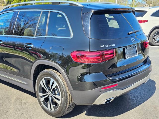 New 2026 Mercedes-Benz GLB 250 4MATIC image 12