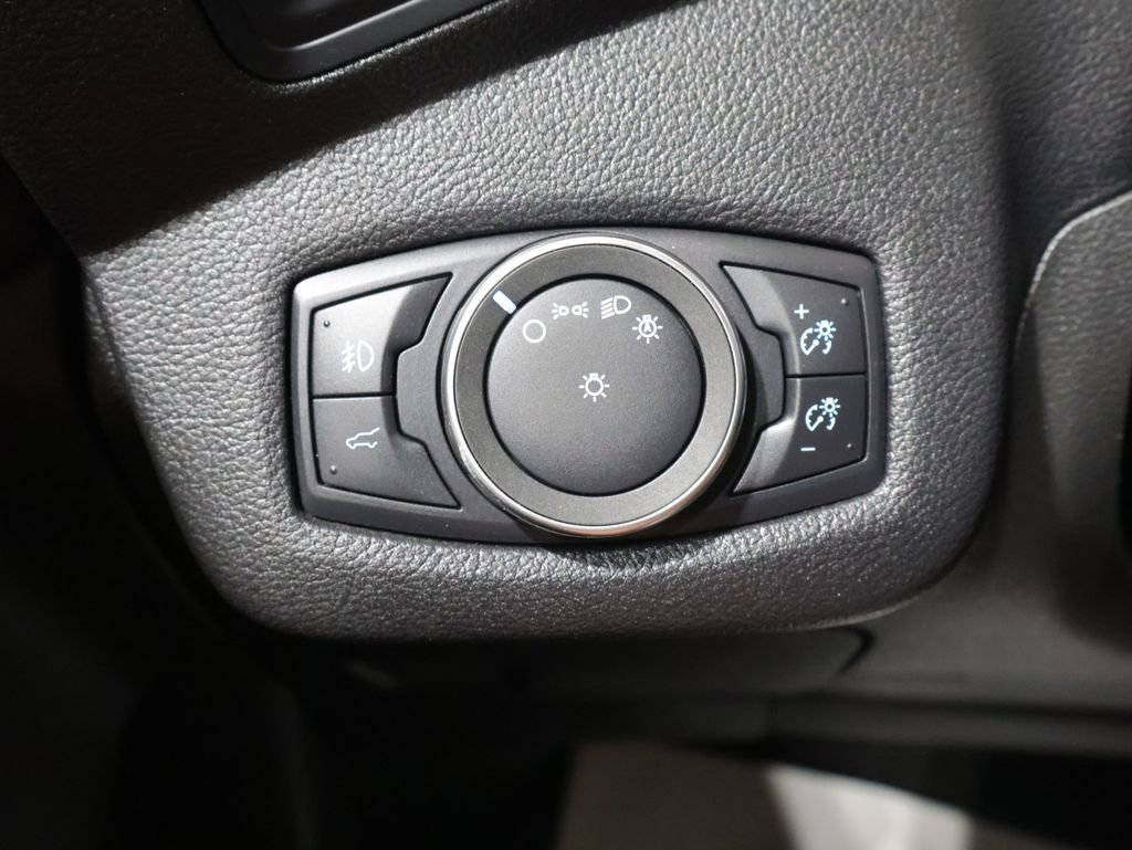 Used 2019 Ford Escape SEL w/ SEL Sport Appearance Package AWD/4WD image 30