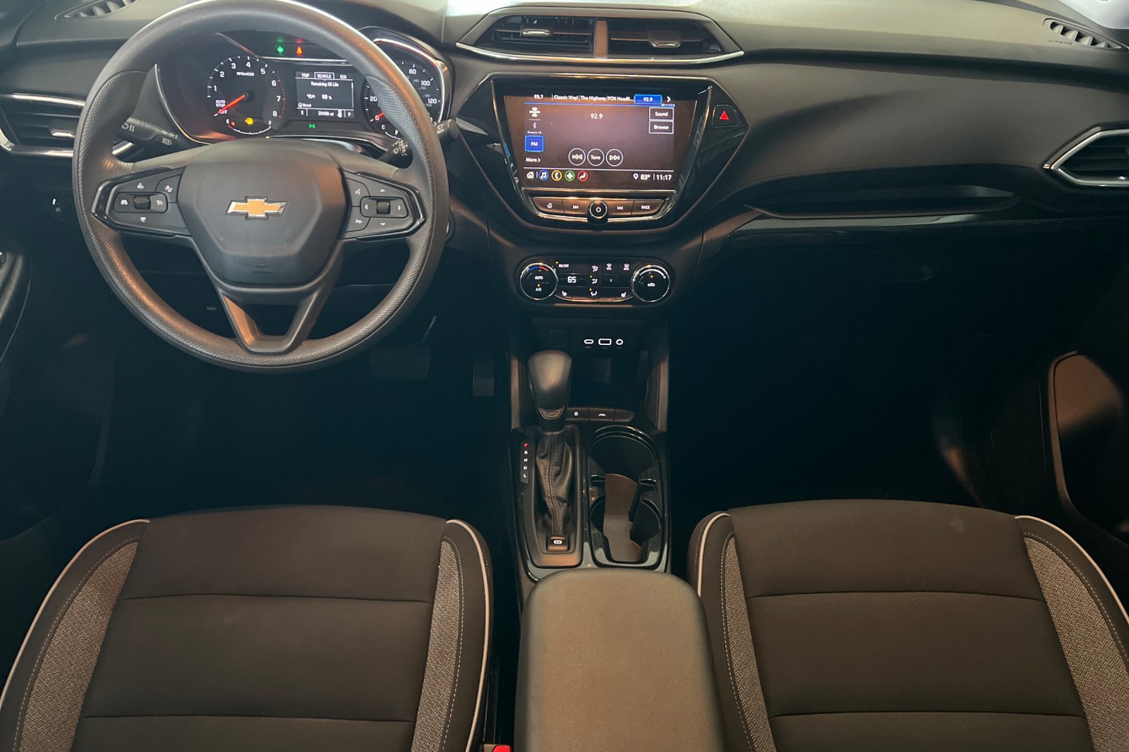 Certified 2021 Chevrolet TrailBlazer LT w/ Convenience Package image 13