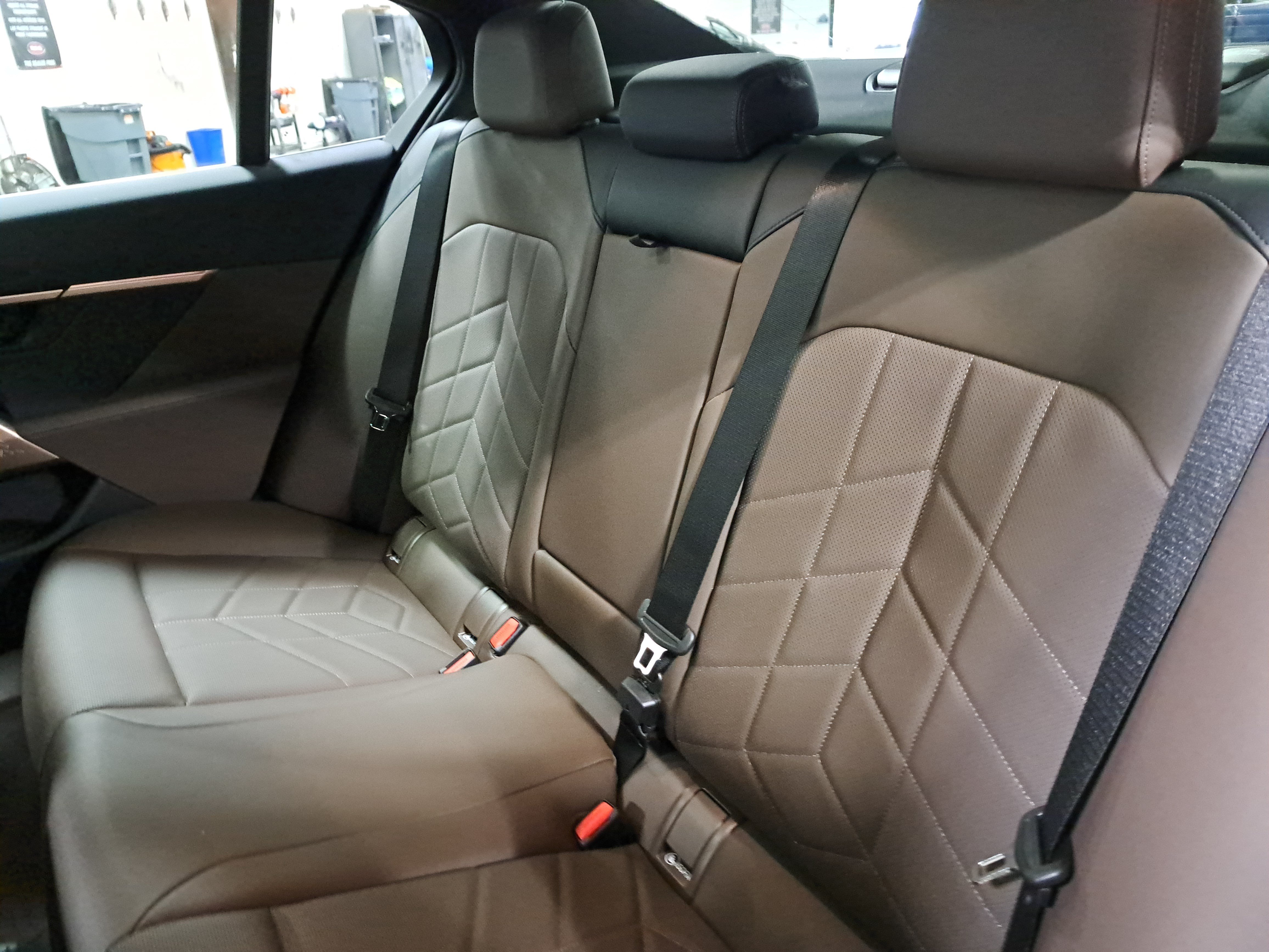Used 2026 BMW i5 eDrive40 RWD image 16