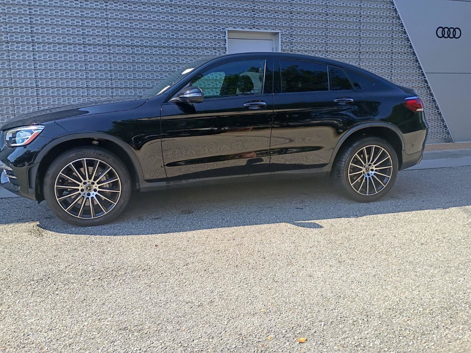 Used 2023 Mercedes-Benz GLC 300 4MATIC Coupe image 2