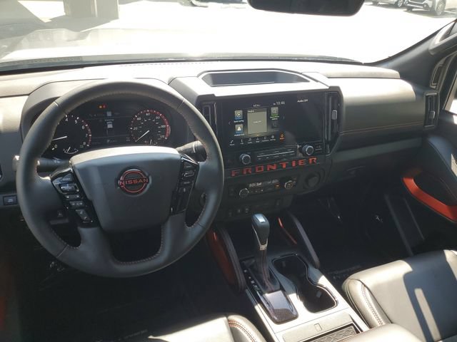 Certified 2025 Nissan Frontier PRO-4X w/ Pro Premium Package AWD/4WD image 10