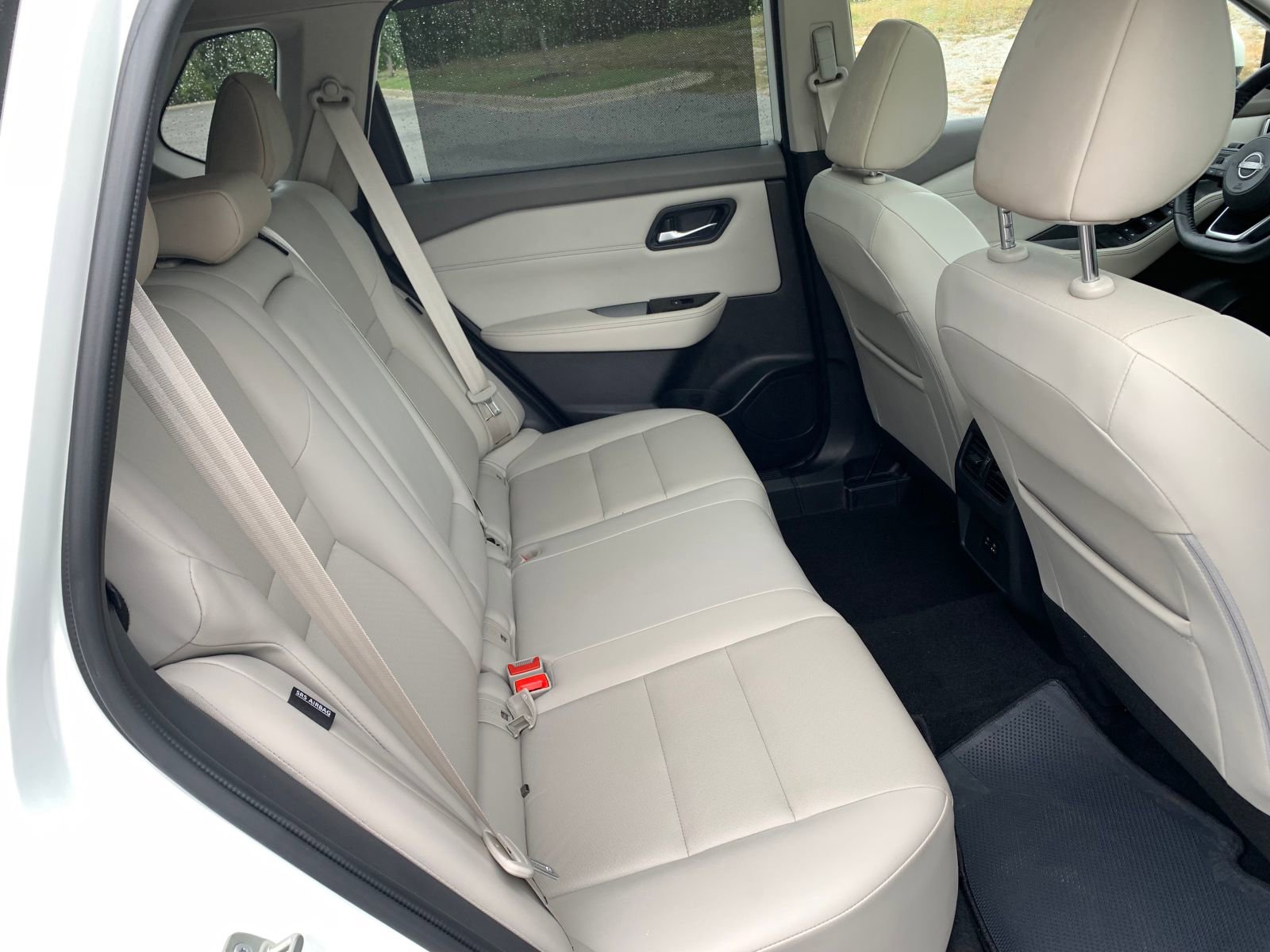 Used 2022 Nissan Rogue SV w/ SV Premium Package image 24