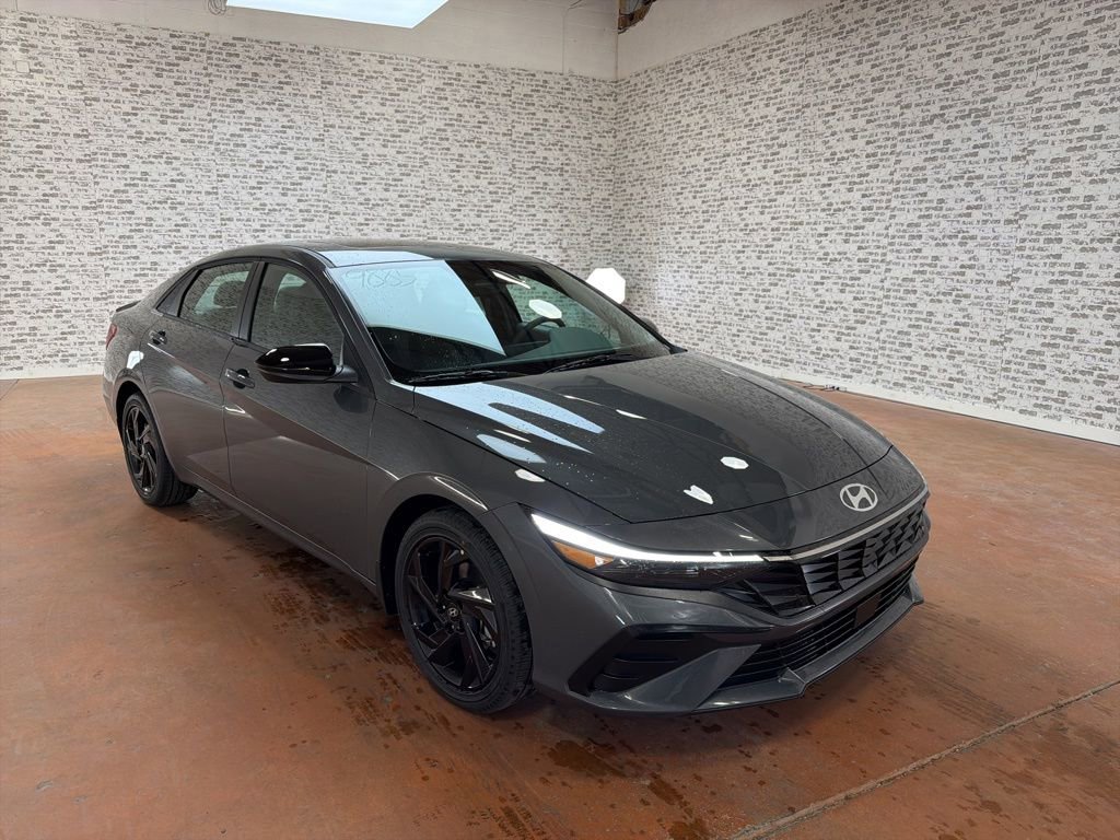 New 2026 Hyundai Elantra SEL Sport image 1