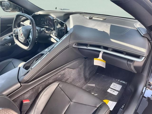 Used 2025 Chevrolet Corvette Stingray Convertible w/ 1LT image 15