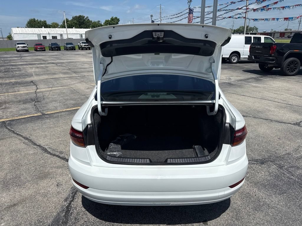 Used 2019 Volkswagen Jetta SE FWD image 6