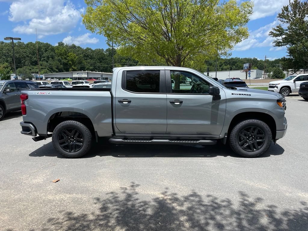 New 2026 Chevrolet Silverado 1500 Custom w/ Turbomax Blackout Package AWD/4WD image 8