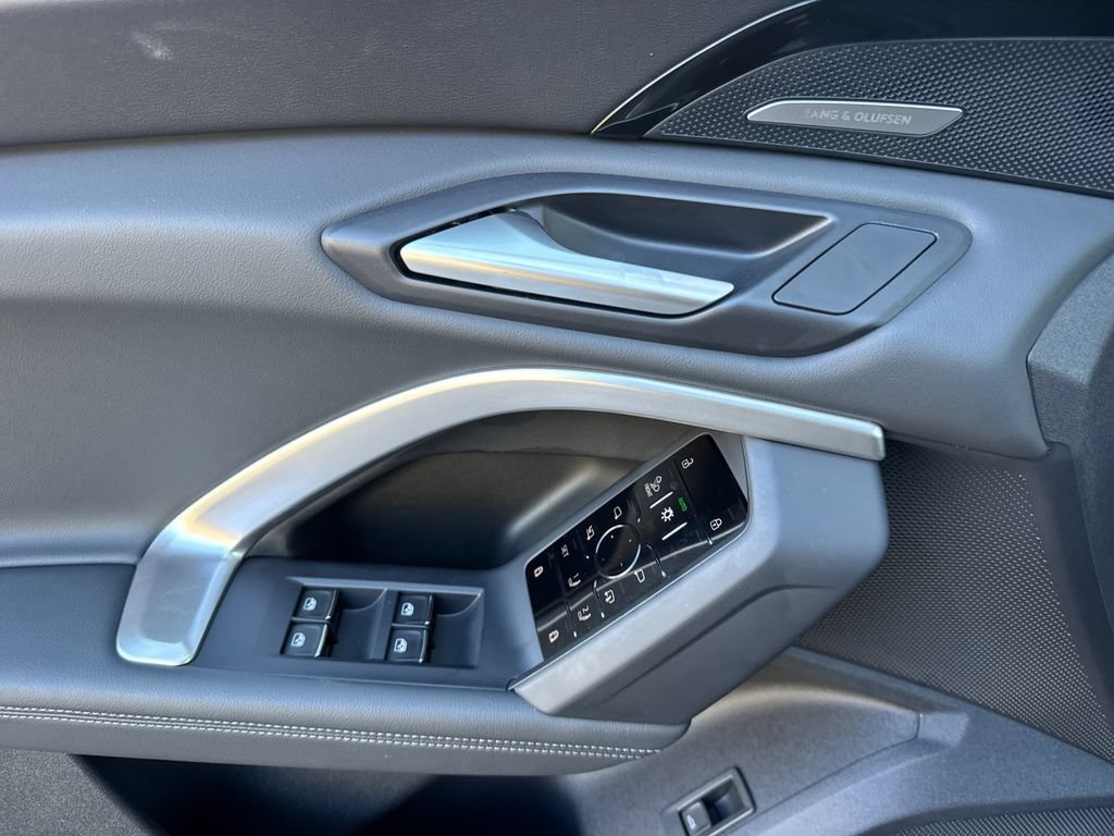 Certified 2025 Audi Q5 Premium w/ Premium Plus AWD/4WD image 12