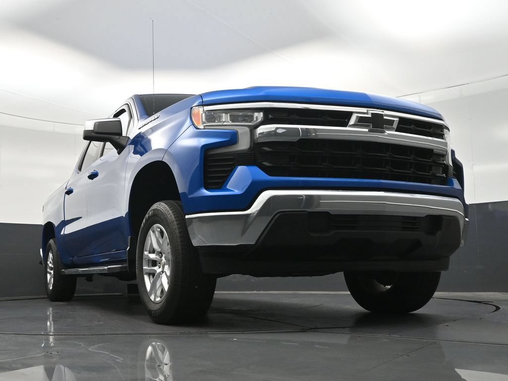Used 2022 Chevrolet Silverado 1500 LT RWD image 29