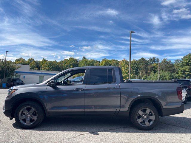 Used 2024 Honda Ridgeline TrailSport image 3