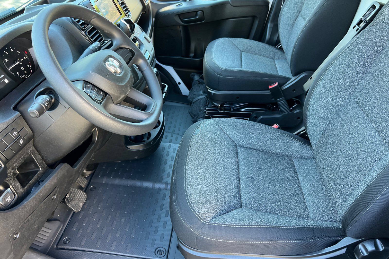 New 2026 RAM ProMaster 2500 FWD image 9