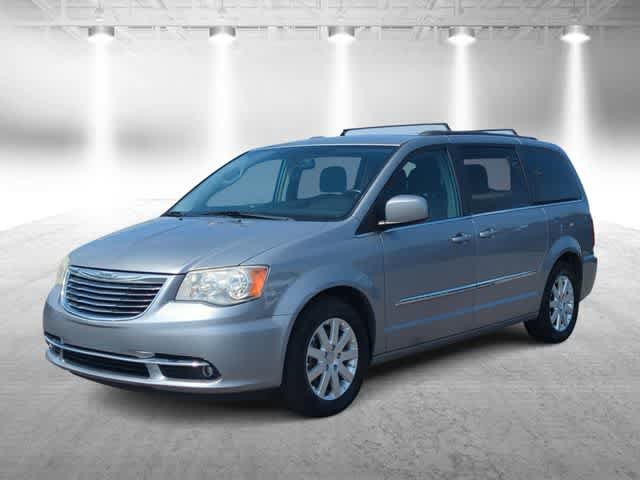 Used 2014 Chrysler Town & Country Touring FWD image 4