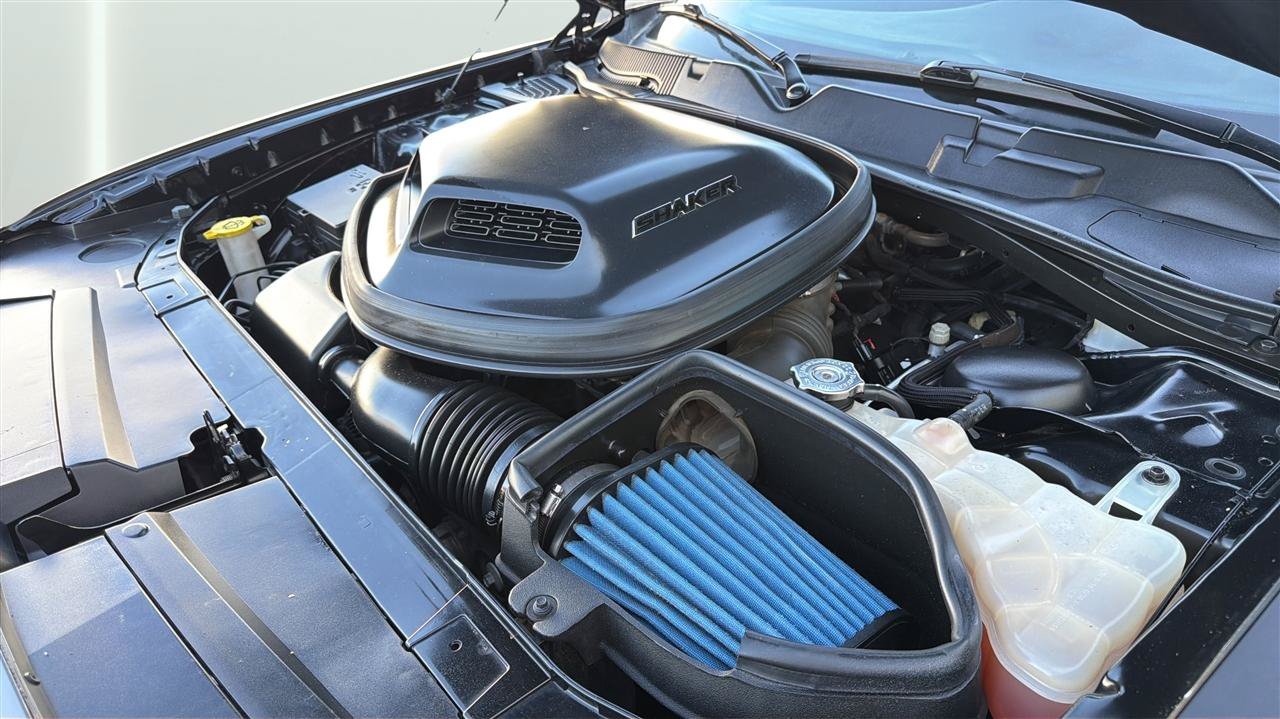 Used 2016 Dodge Challenger R/T Plus RWD image 37