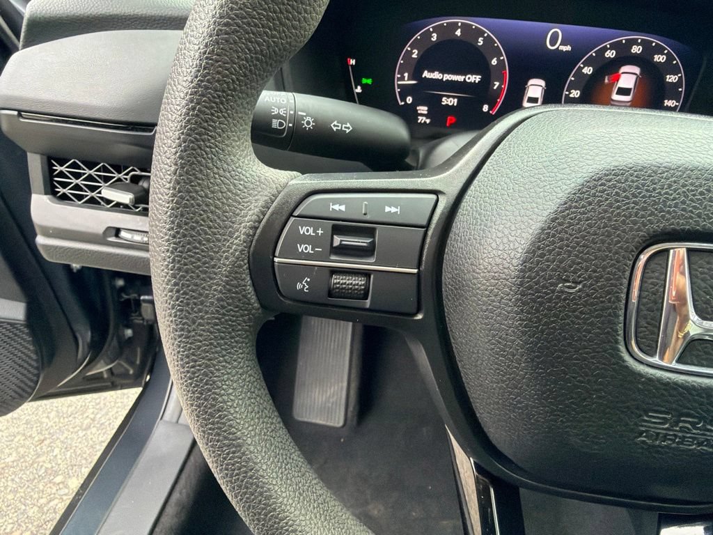 Used 2023 Honda Accord EX image 16