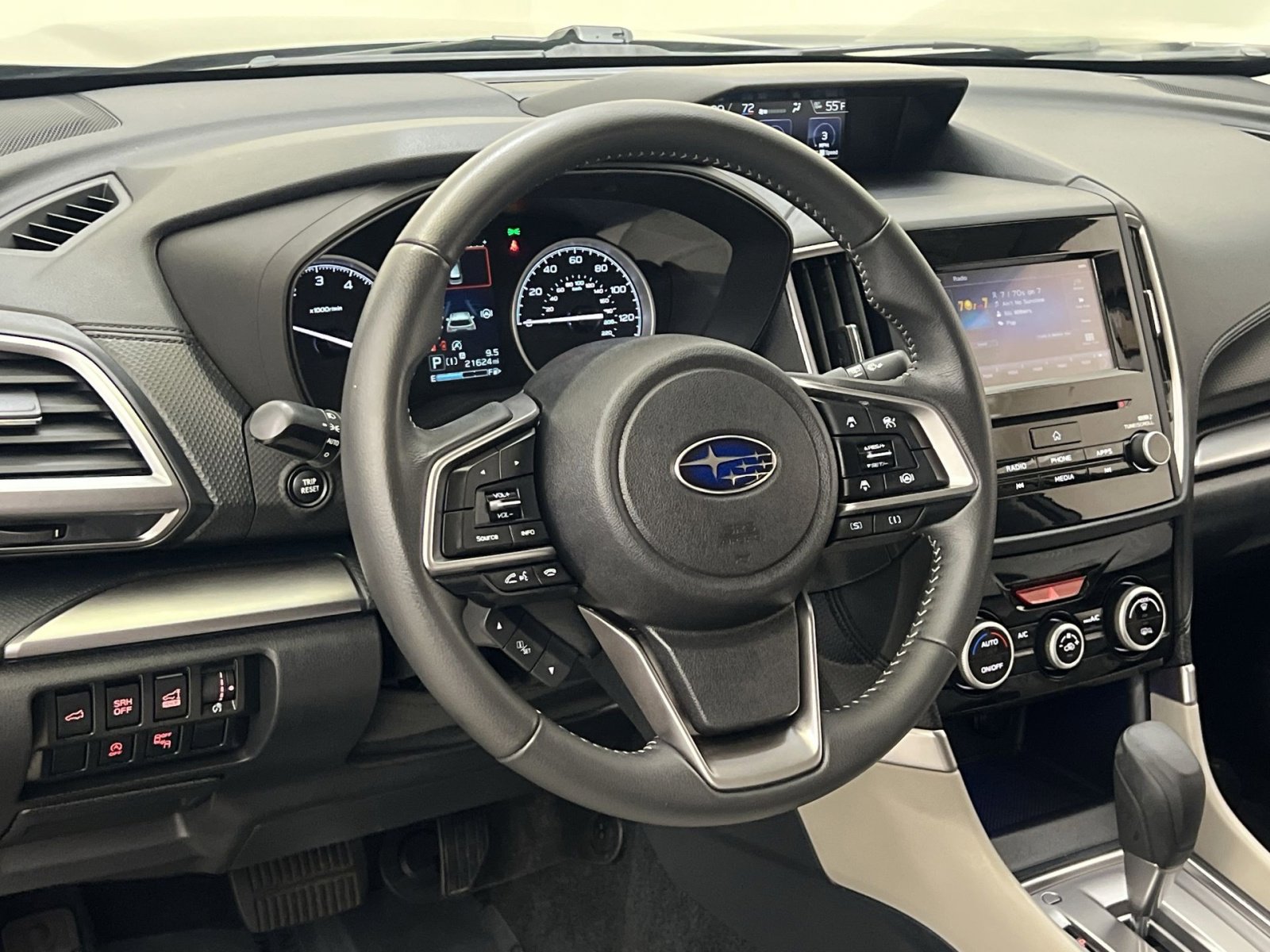 Used 2022 Subaru Forester Premium image 14