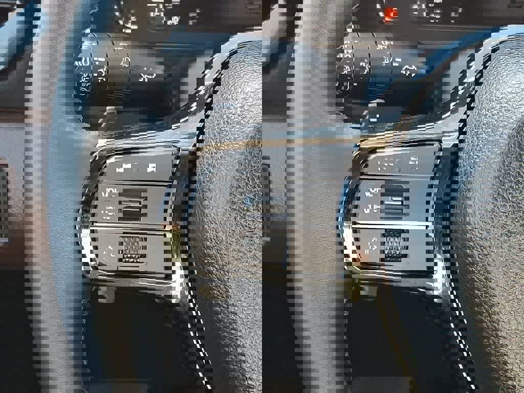 Used 2025 Honda Pilot Elite image 22